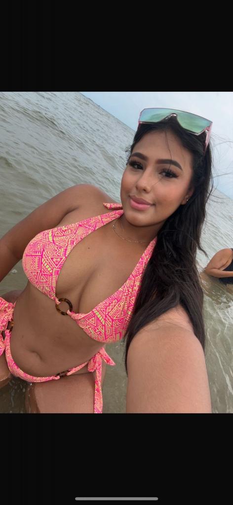 Chica busca chico en Málaga: Chica busca chico