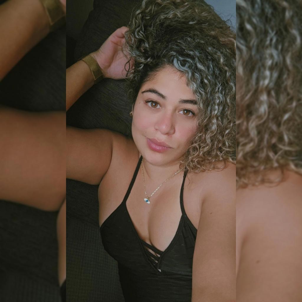 Chica busca chico en Granada: 