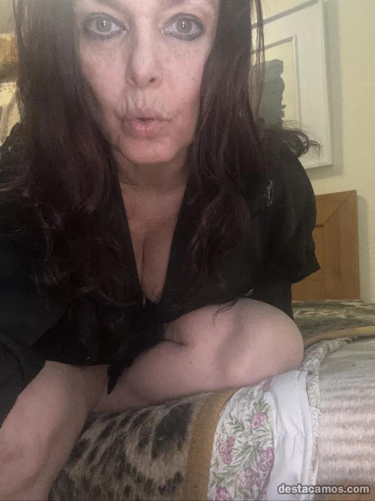 670813143: Chica busca chico en Salamanca