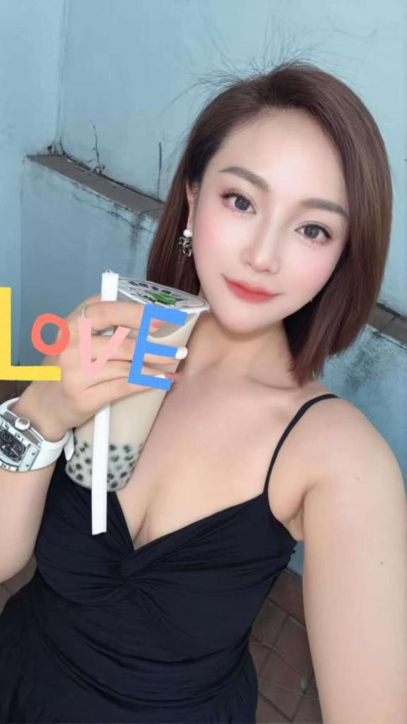 670693639: Chica busca chico en Madrid