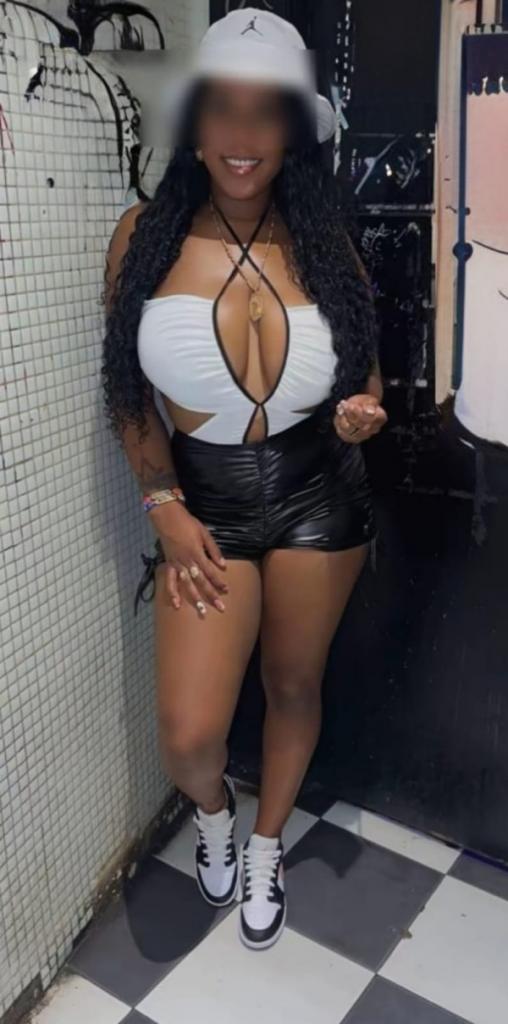 Chica busca chico en Castellón: 