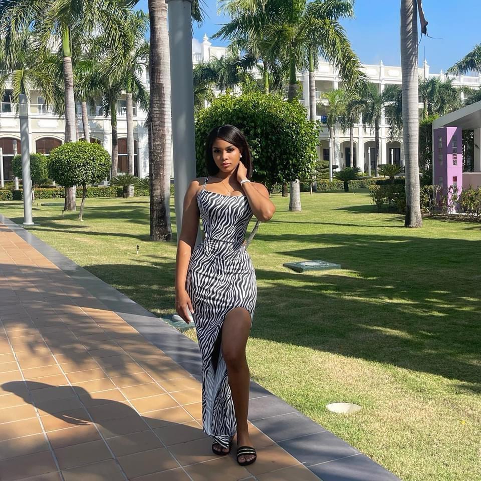 Chica busca chico en Granada: 