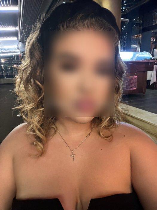 602139615: Chica busca chico en Barcelona