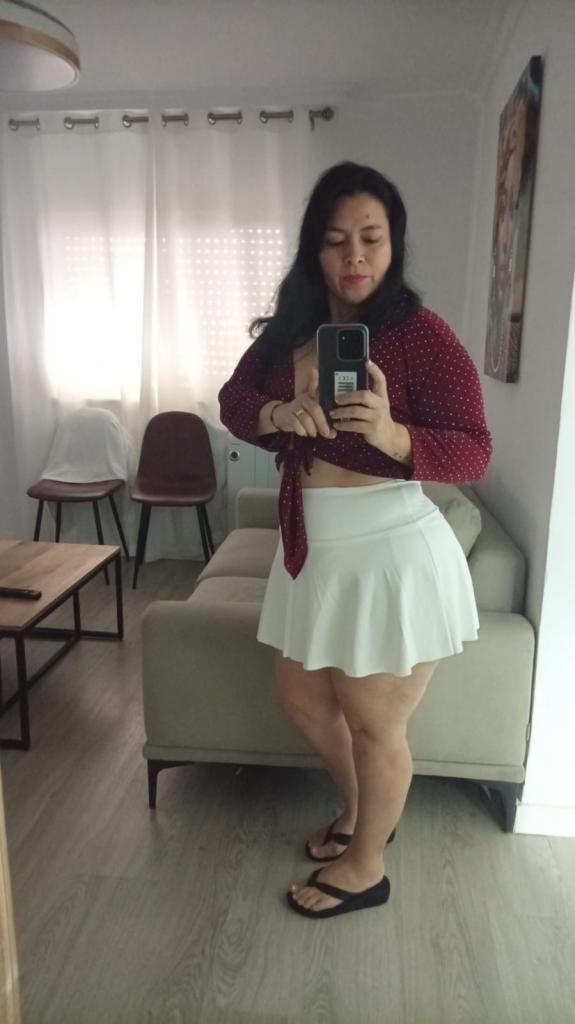 Chica busca chico en Cádiz: 