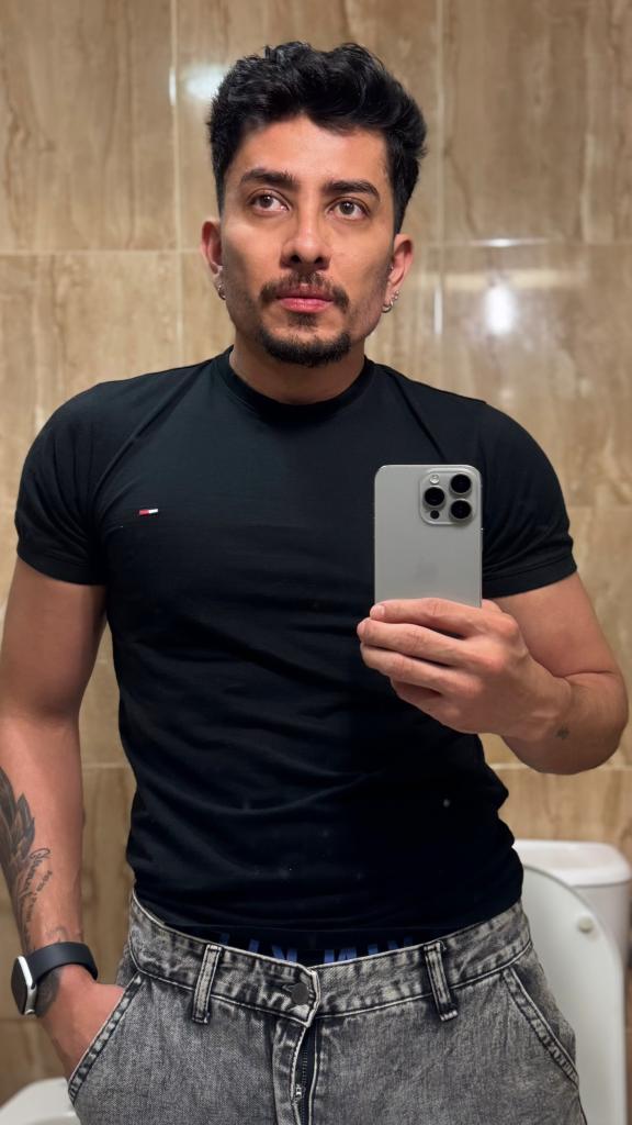 Chico busca chica en Granada: 