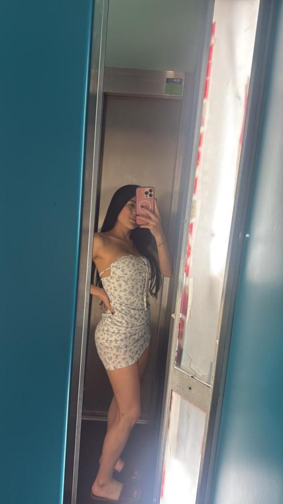 Chica busca chico en Sevilla: 