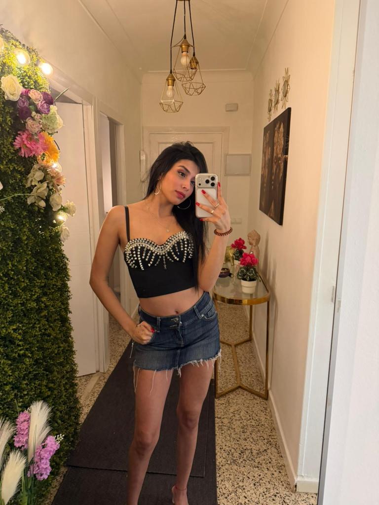 662461430: Chica busca chico en Ibiza