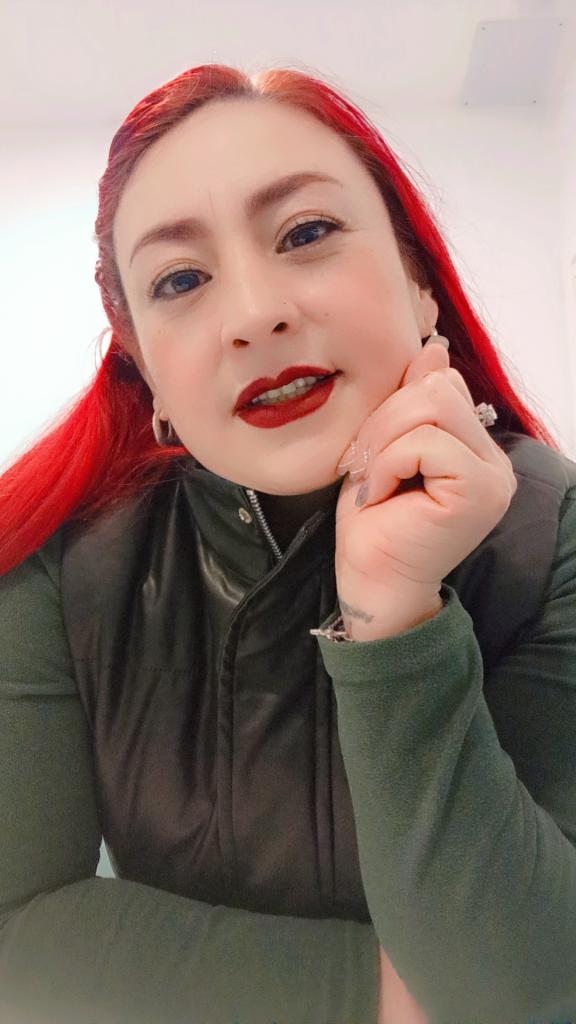 Chica busca chico en Huelva: 