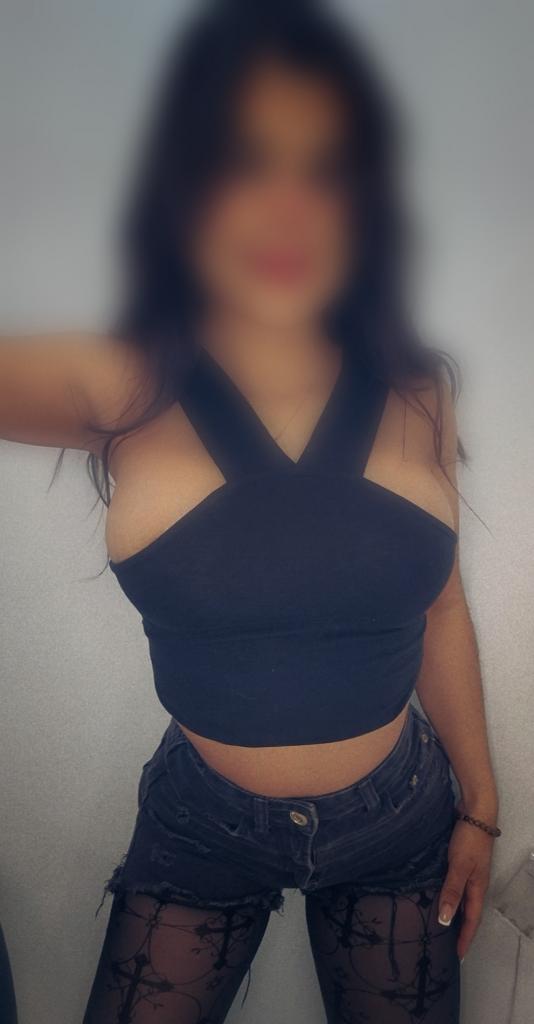 Chica busca chico en Granada: 