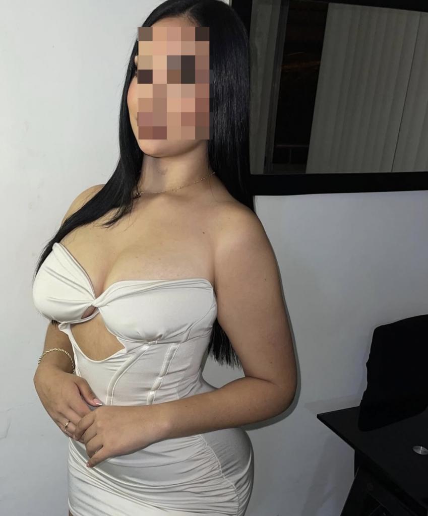 Chica busca chico en Cádiz: 