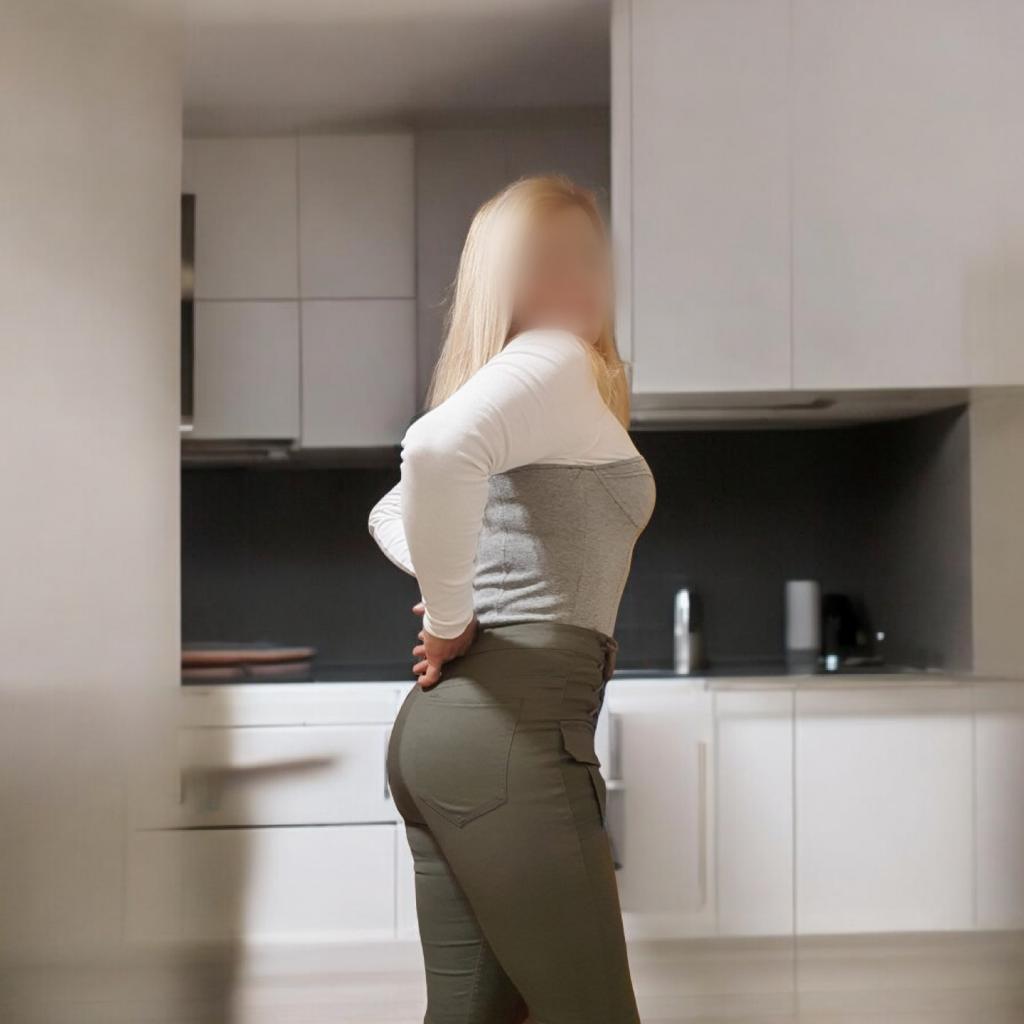 Chica busca chico en Murcia: 