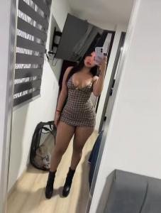 672920759: Chica busca chico en León