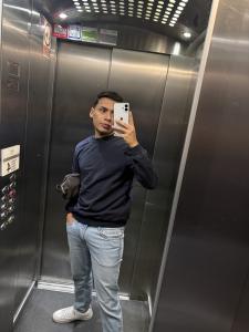 633152670: Chico busca chica en Barcelona