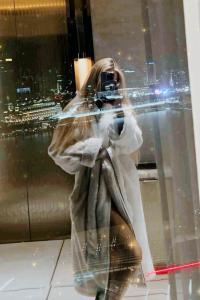 642040050: Chica busca chico en Barcelona