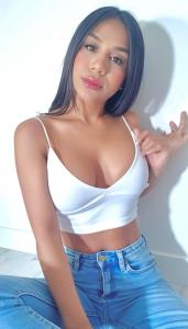 613758759: Chica busca chico en Málaga