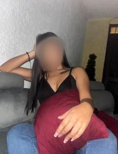 699387190: Chica busca chico en Cádiz