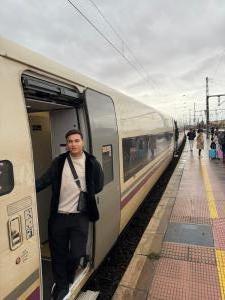 657651554: Chico busca chica en Valencia