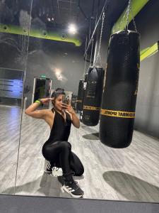 631885968: Chica busca chico en Zaragoza