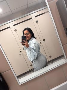 659164316: Chica busca chico en Almería