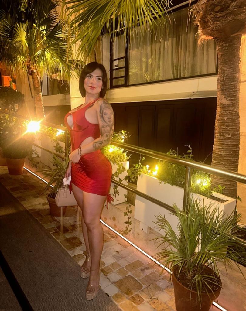 Chica busca chico en Granada: 