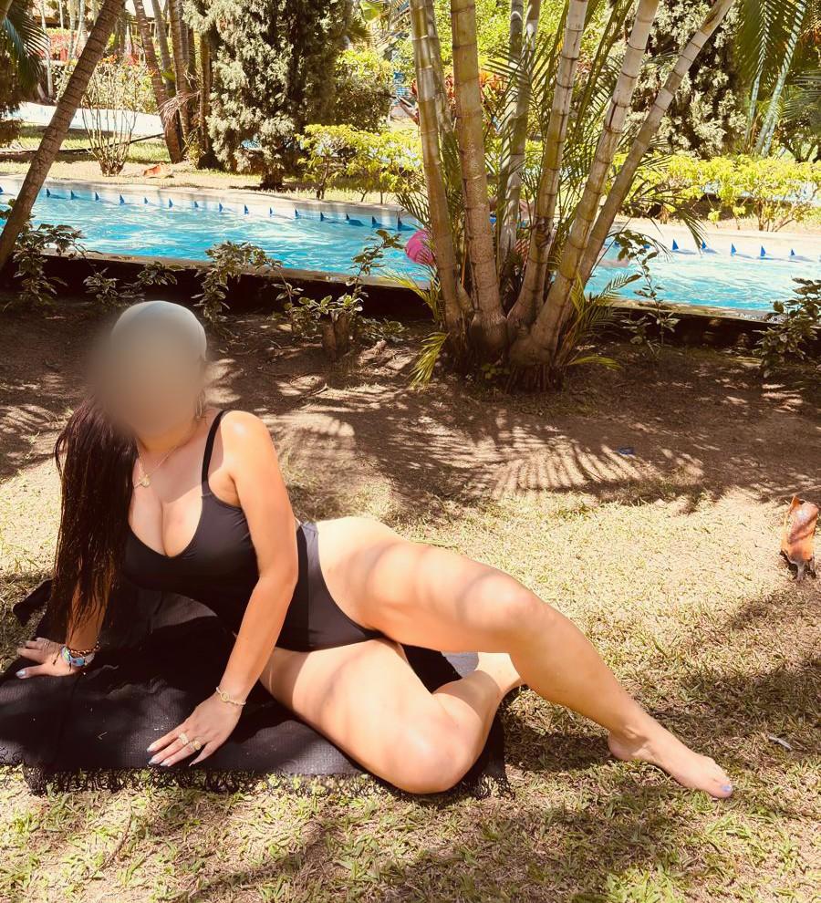 Chica busca chico en Menorca: 