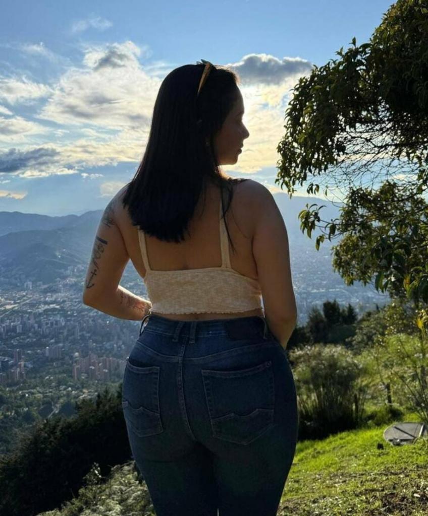 Chica busca chico en Jaén: 