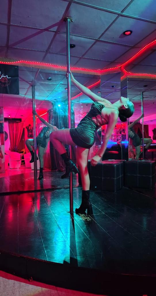 Chica busca chico en Mallorca: 