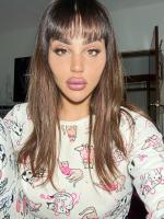 742048285: Transexual en León