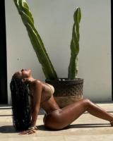 662019536: Chica busca chico en Barcelona