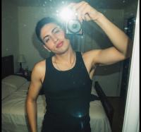 610880128: Chico busca chica en Alicante