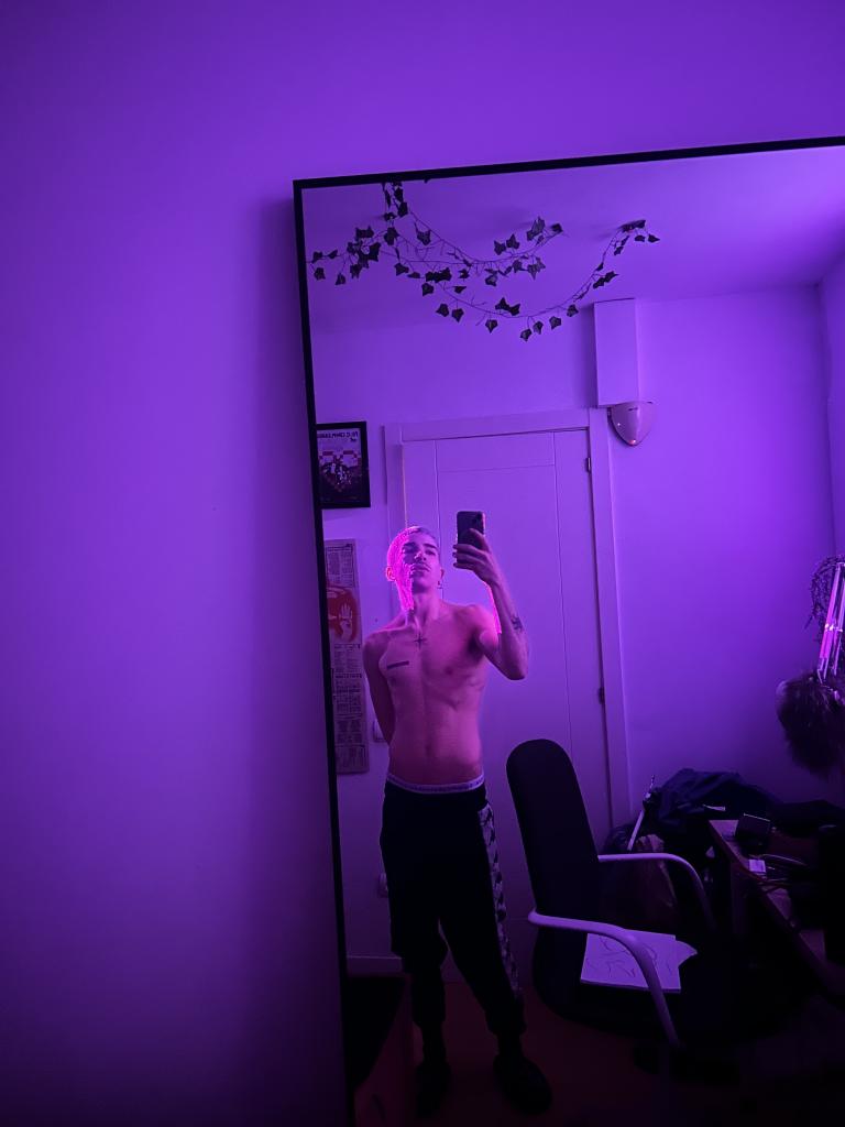 Chico busca chica en Barcelona: 