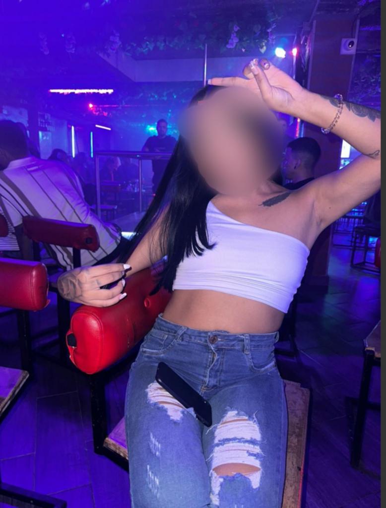 Chica busca chico en Cádiz: Chica busca chico