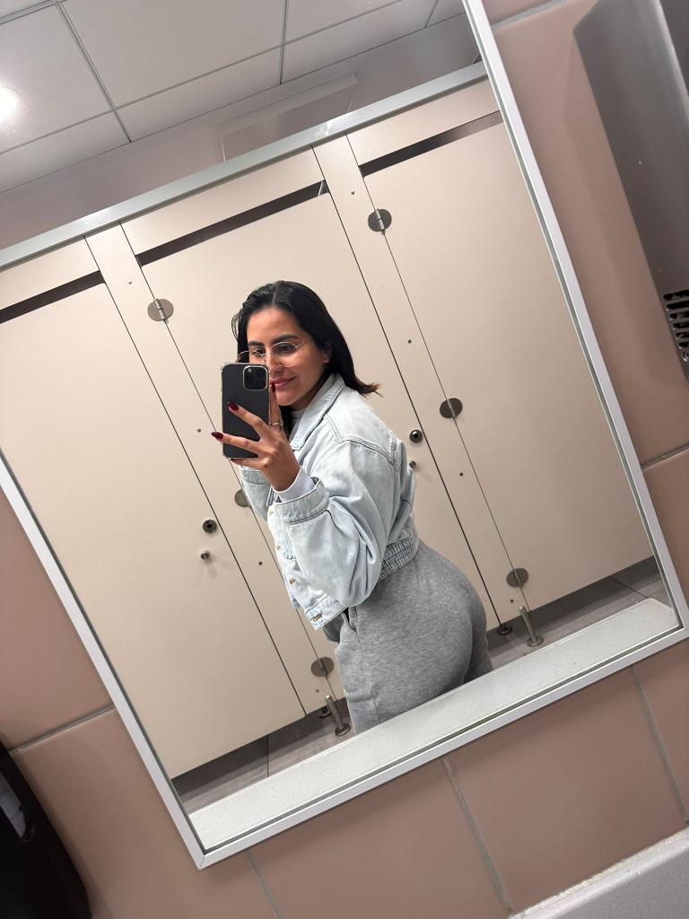 659164316: Chica busca chico en Almería