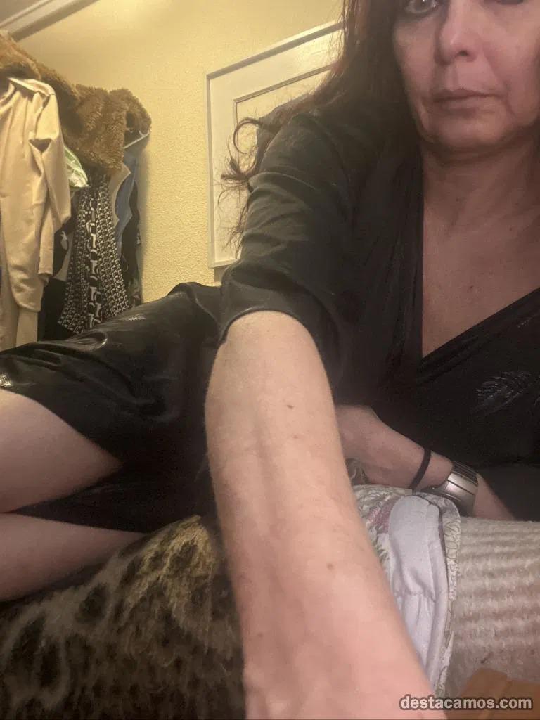 670813143: Chica busca chico en Salamanca