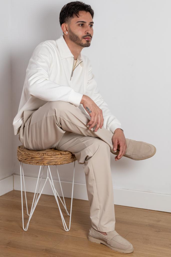 Chico busca chica en Málaga: 