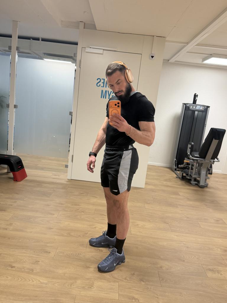 641923851: Chico busca chica en Madrid