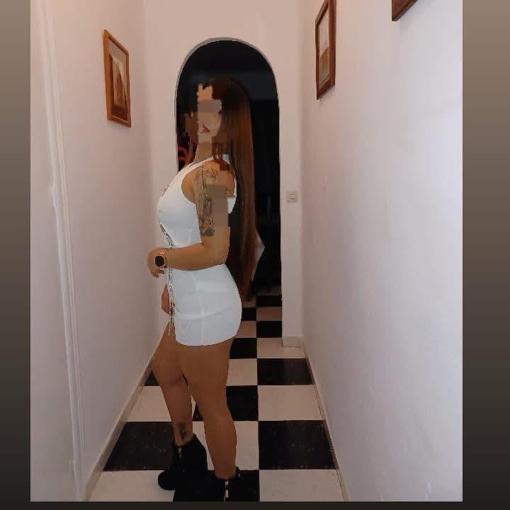 Chica busca chico en Granada: 
