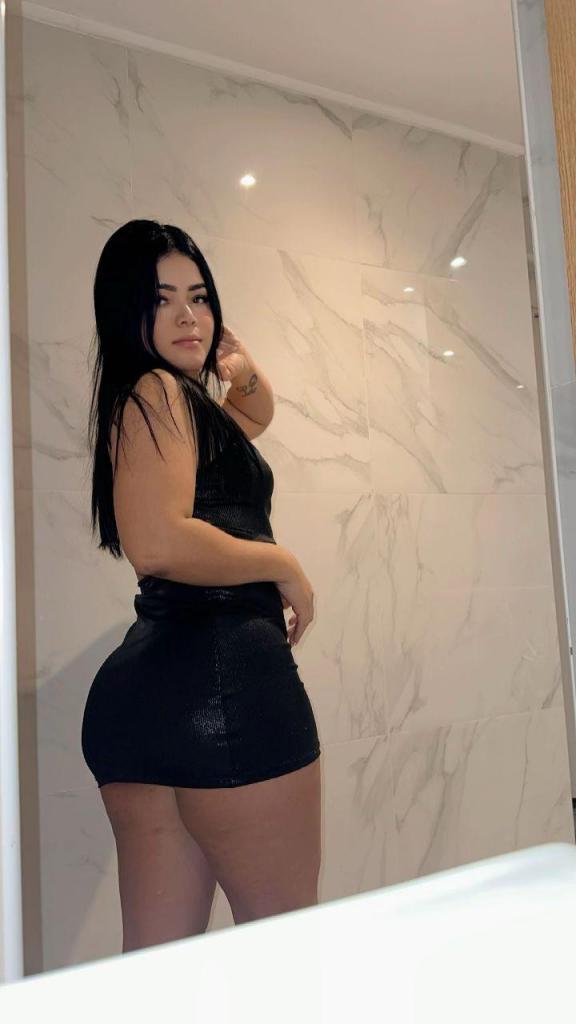 647297745: Chica busca chico en Valencia