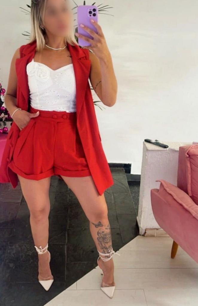 611716063: Chica busca chico en Pontevedra