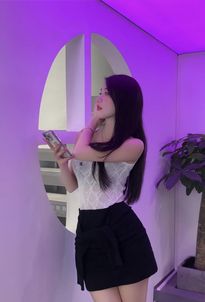 Chica busca chico en Barcelona: 