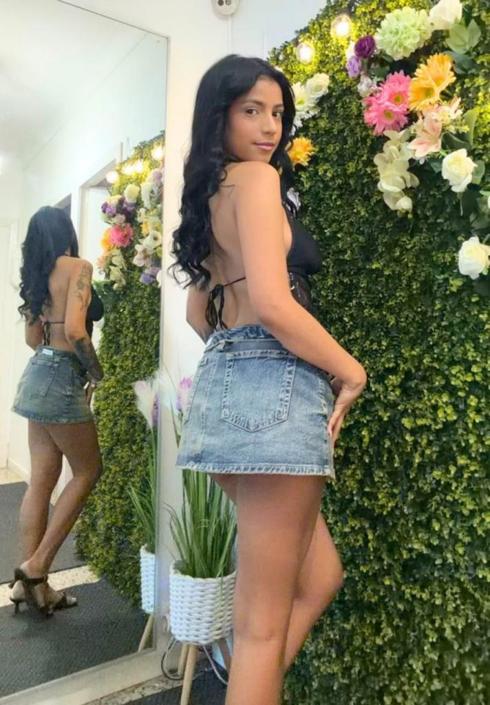 Chica busca chico en Mallorca: 