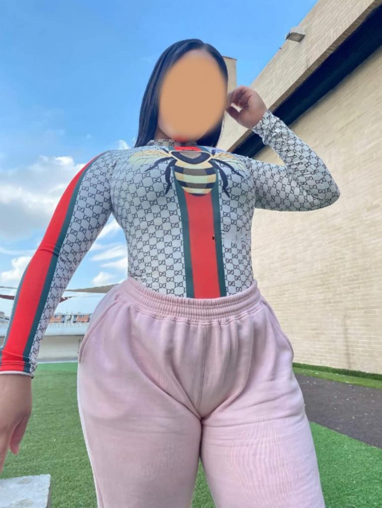 Chica busca chico en Barcelona: 