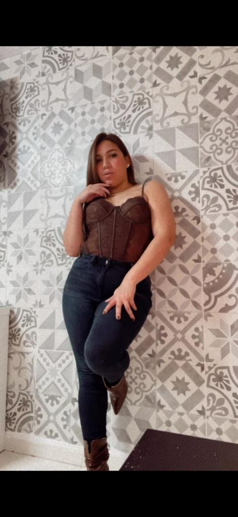 Chica busca chico en Alicante: 