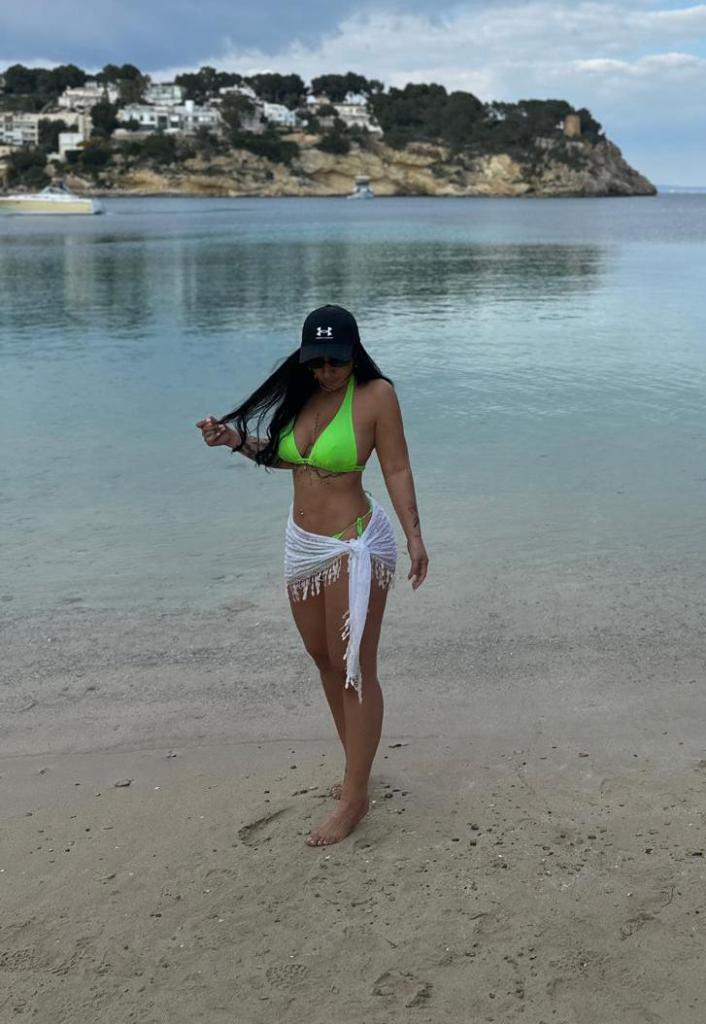 Chica busca chico en Menorca: 