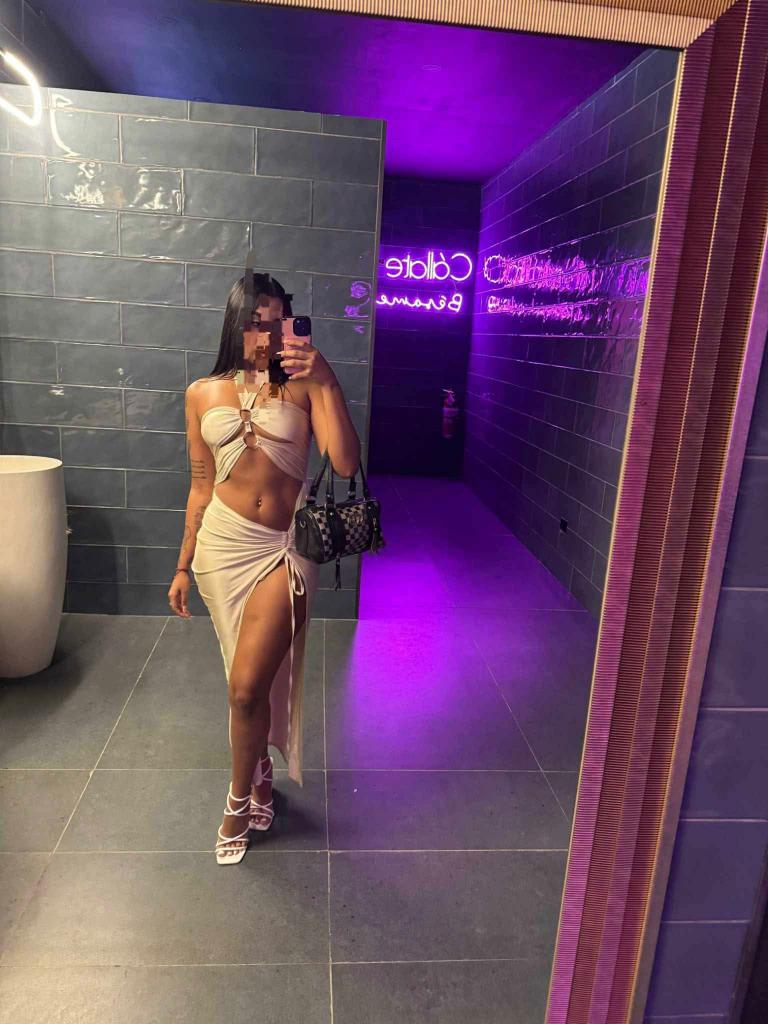 Chica busca chico en Barcelona: 