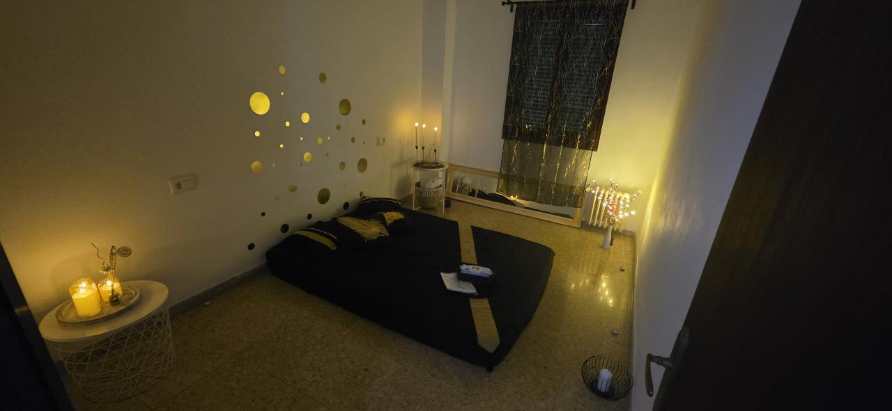 Chica busca chico en Mallorca: 