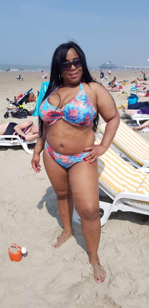 604350827: Chica busca chico en La Coruña