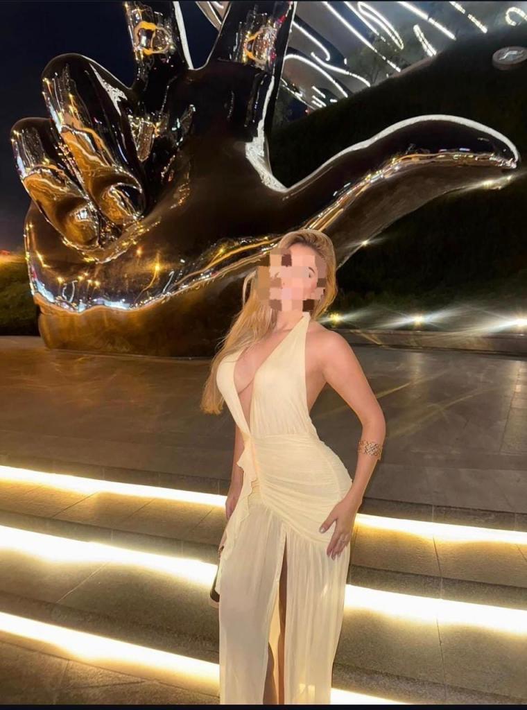 667793473: Chica busca chico en Mallorca