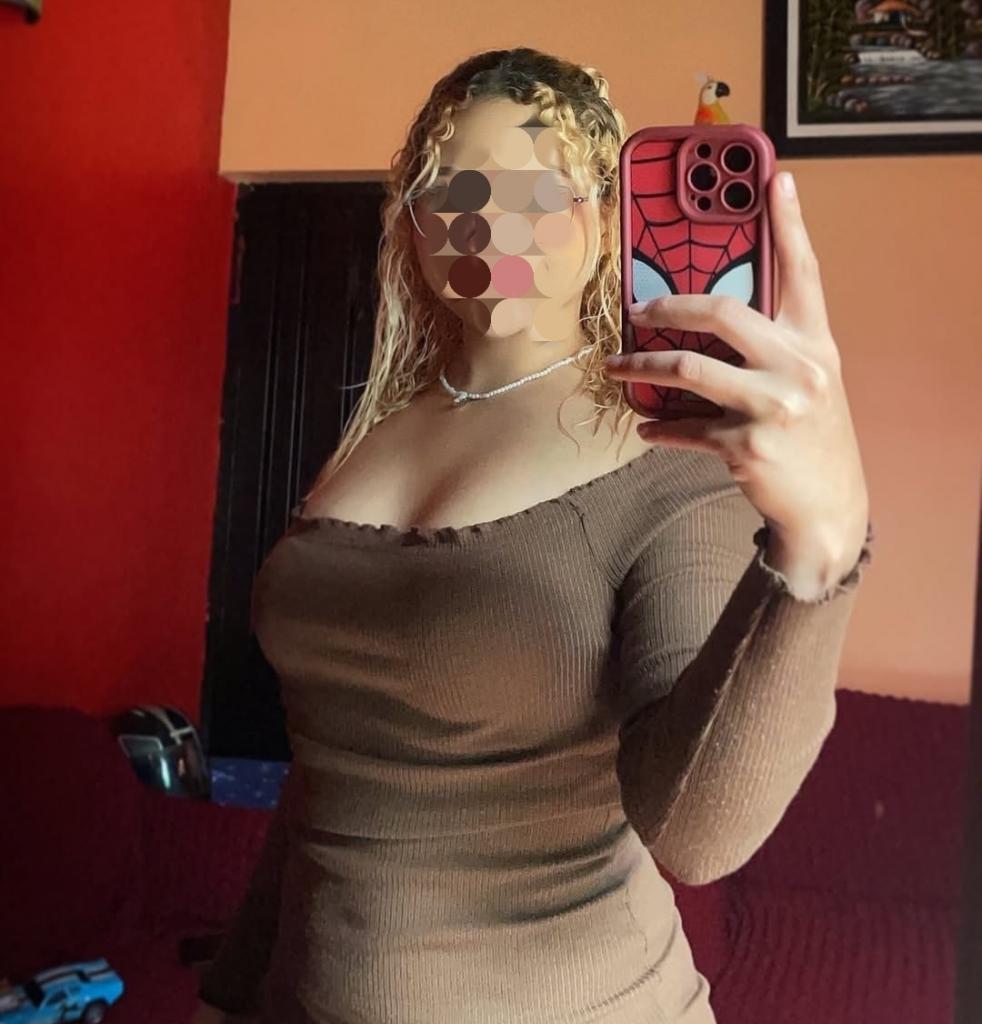 602436715: Chica busca chico en La Coruña