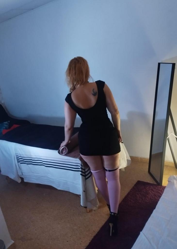 611557938: Chica busca chico en Alicante
